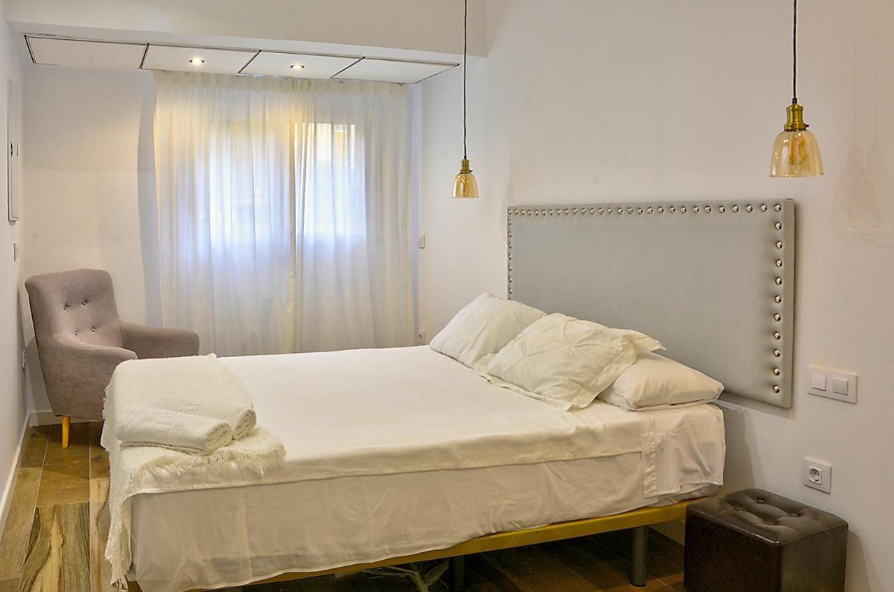 Apartsuite B&R Triana Arellano 세비야 외부 사진